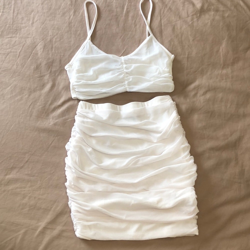 Ruched white set